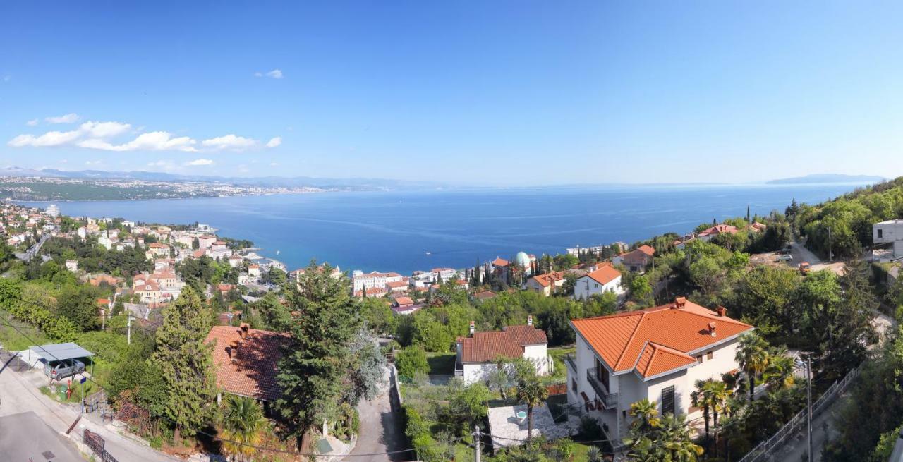 Apartment Birds View Опатия Екстериор снимка